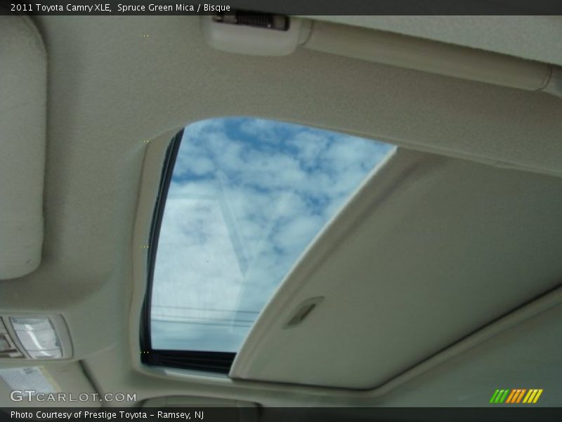 Spruce Green Mica / Bisque 2011 Toyota Camry XLE