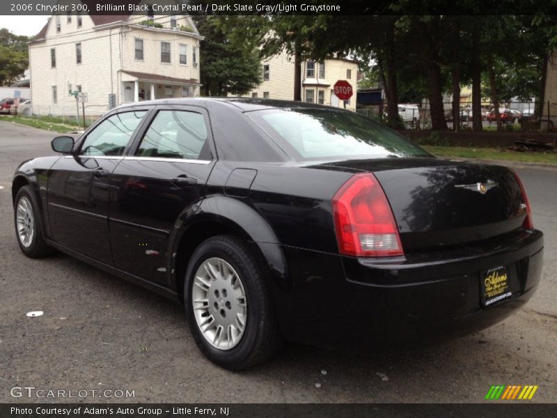 Brilliant Black Crystal Pearl / Dark Slate Gray/Light Graystone 2006 Chrysler 300