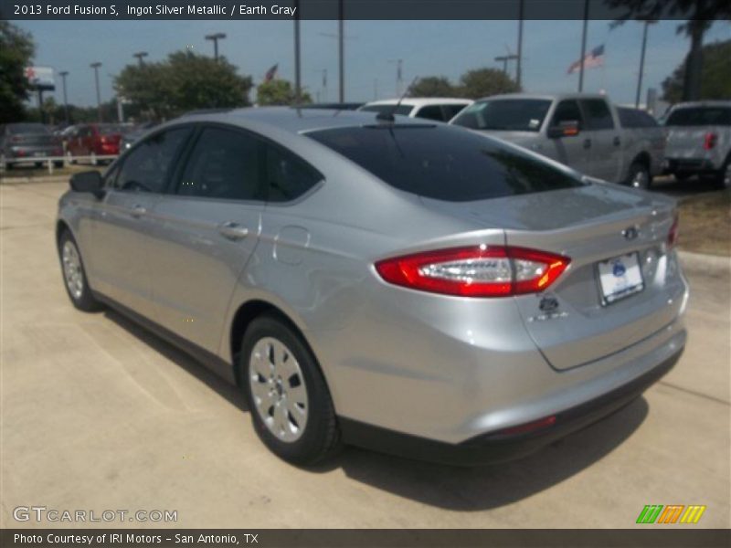 Ingot Silver Metallic / Earth Gray 2013 Ford Fusion S