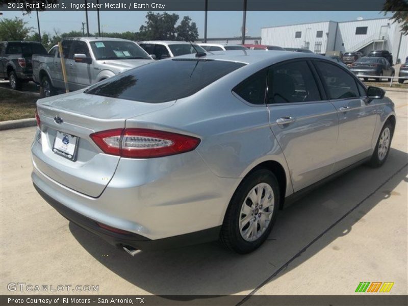 Ingot Silver Metallic / Earth Gray 2013 Ford Fusion S