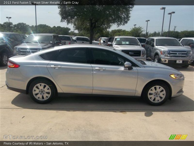 Ingot Silver Metallic / Earth Gray 2013 Ford Fusion S