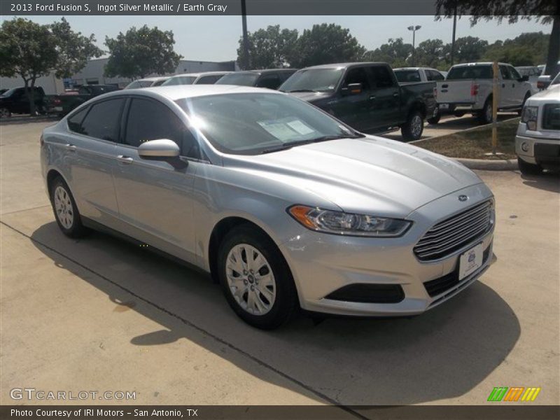 Ingot Silver Metallic / Earth Gray 2013 Ford Fusion S