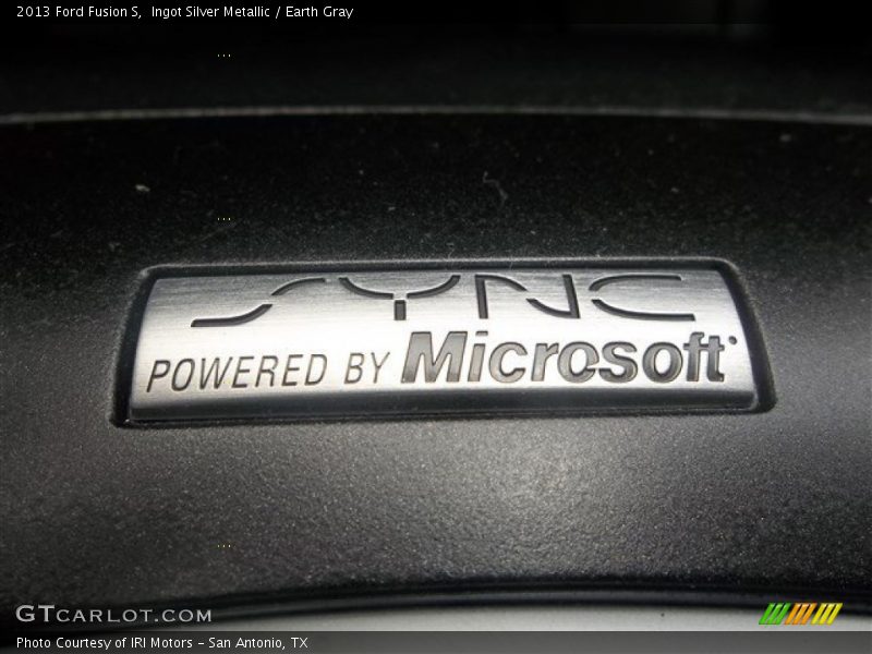 Ingot Silver Metallic / Earth Gray 2013 Ford Fusion S
