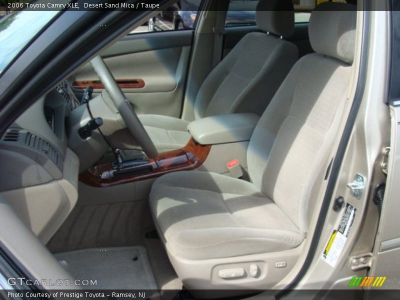 Desert Sand Mica / Taupe 2006 Toyota Camry XLE
