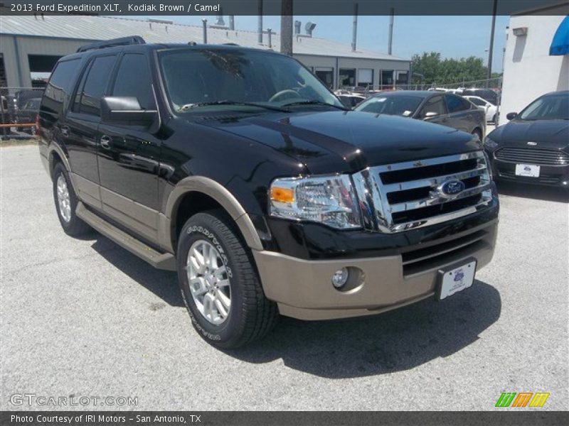 Kodiak Brown / Camel 2013 Ford Expedition XLT