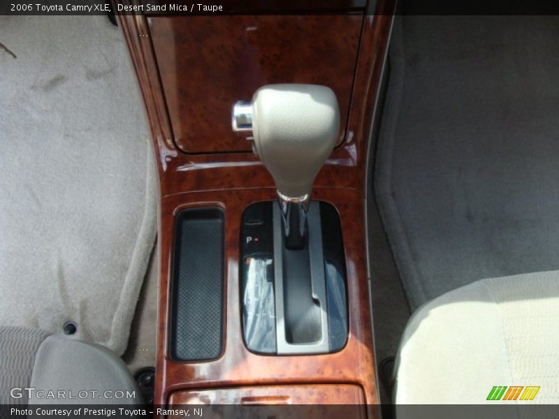 Desert Sand Mica / Taupe 2006 Toyota Camry XLE