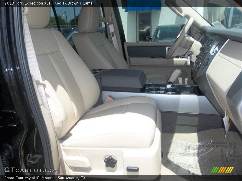 Kodiak Brown / Camel 2013 Ford Expedition XLT