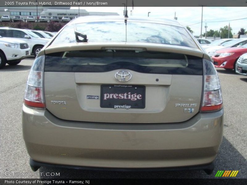 Driftwood Pearl / Ivory/Brown 2005 Toyota Prius Hybrid