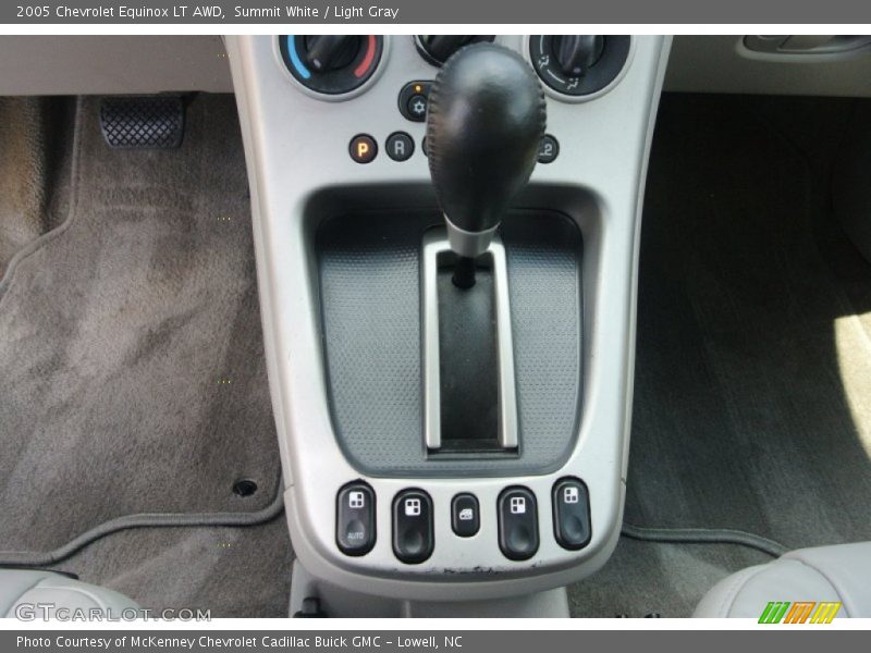 Summit White / Light Gray 2005 Chevrolet Equinox LT AWD