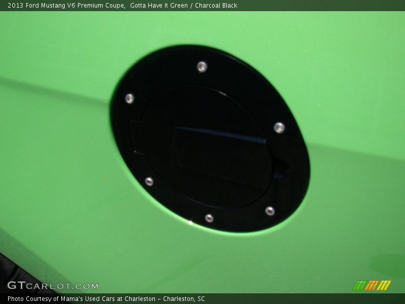 Gotta Have It Green / Charcoal Black 2013 Ford Mustang V6 Premium Coupe