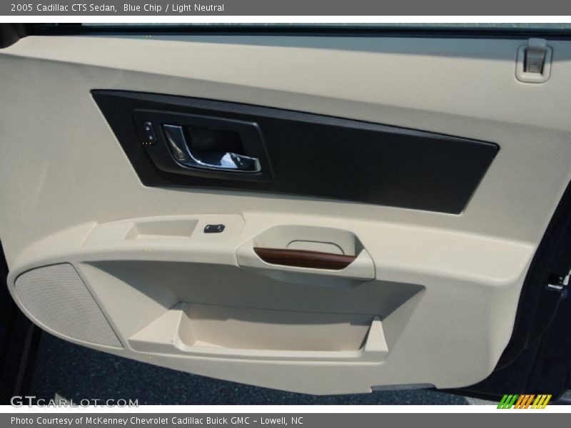 Blue Chip / Light Neutral 2005 Cadillac CTS Sedan