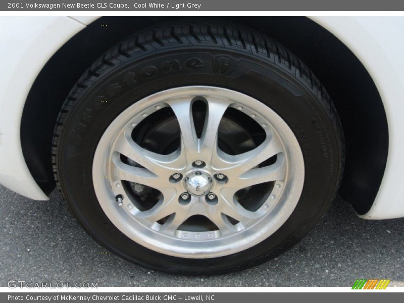 Cool White / Light Grey 2001 Volkswagen New Beetle GLS Coupe