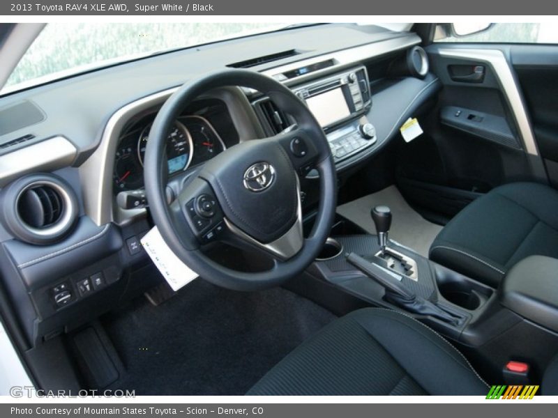 Super White / Black 2013 Toyota RAV4 XLE AWD