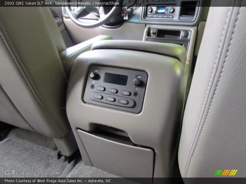 Sandalwood Metallic / Neutral/Shale 2003 GMC Yukon SLT 4x4