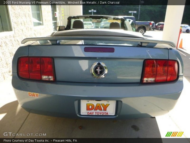 Windveil Blue Metallic / Dark Charcoal 2005 Ford Mustang V6 Premium Convertible