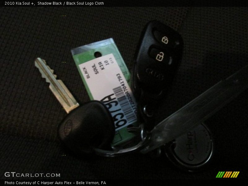 Shadow Black / Black Soul Logo Cloth 2010 Kia Soul +