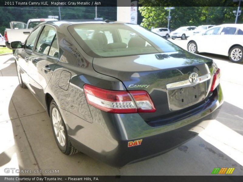 Magnetic Gray Metallic / Ash 2011 Toyota Camry XLE