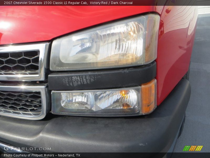 Victory Red / Dark Charcoal 2007 Chevrolet Silverado 1500 Classic LS Regular Cab