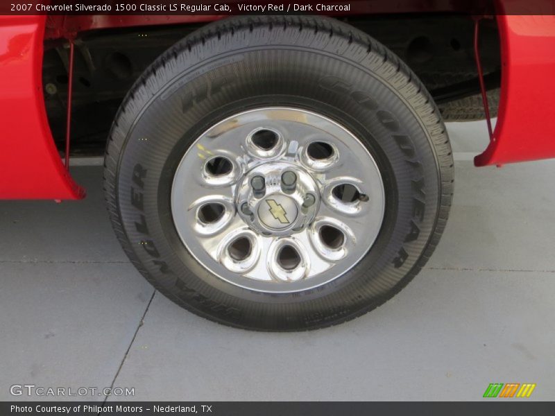Victory Red / Dark Charcoal 2007 Chevrolet Silverado 1500 Classic LS Regular Cab