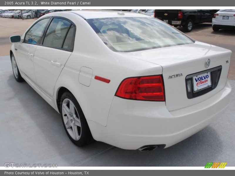 White Diamond Pearl / Camel 2005 Acura TL 3.2