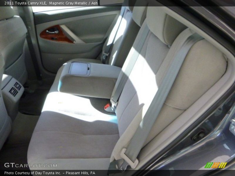 Magnetic Gray Metallic / Ash 2011 Toyota Camry XLE