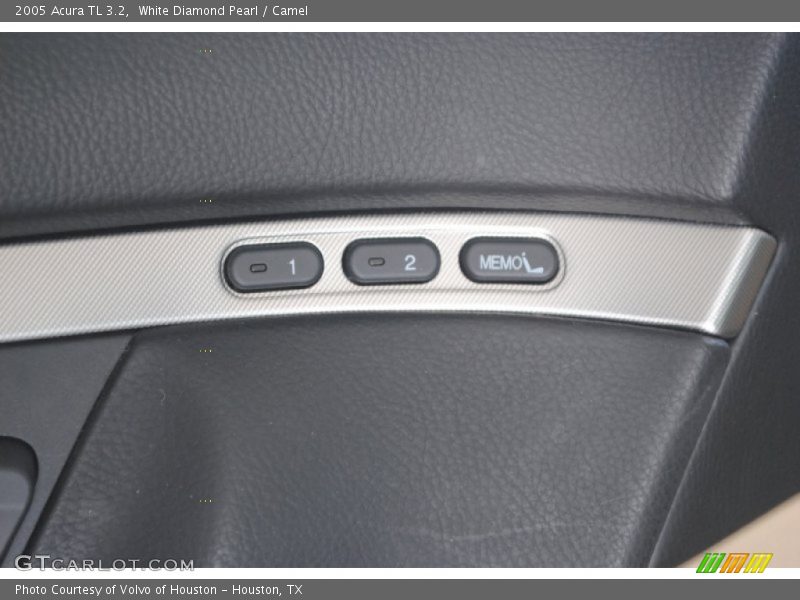 White Diamond Pearl / Camel 2005 Acura TL 3.2