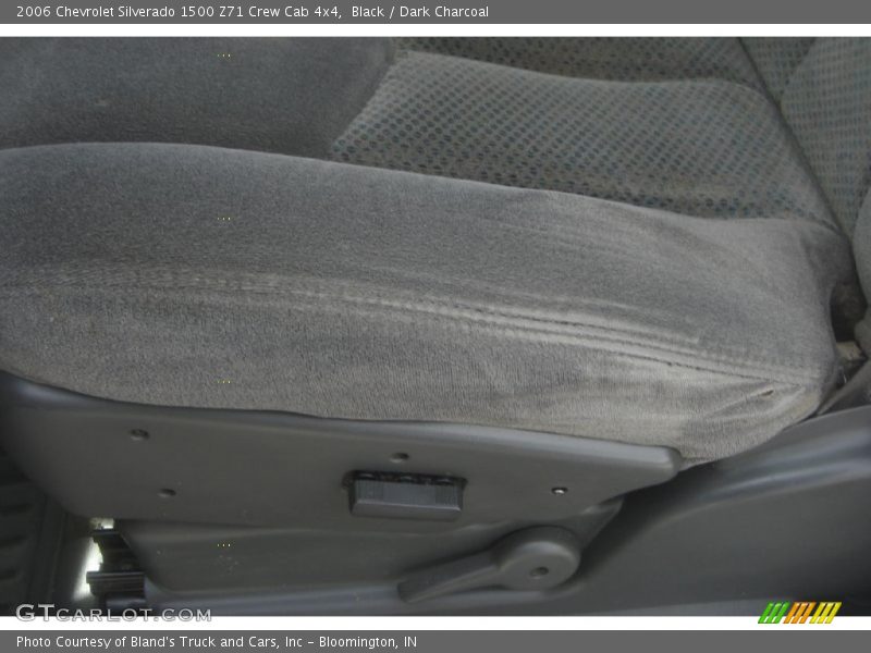 Black / Dark Charcoal 2006 Chevrolet Silverado 1500 Z71 Crew Cab 4x4
