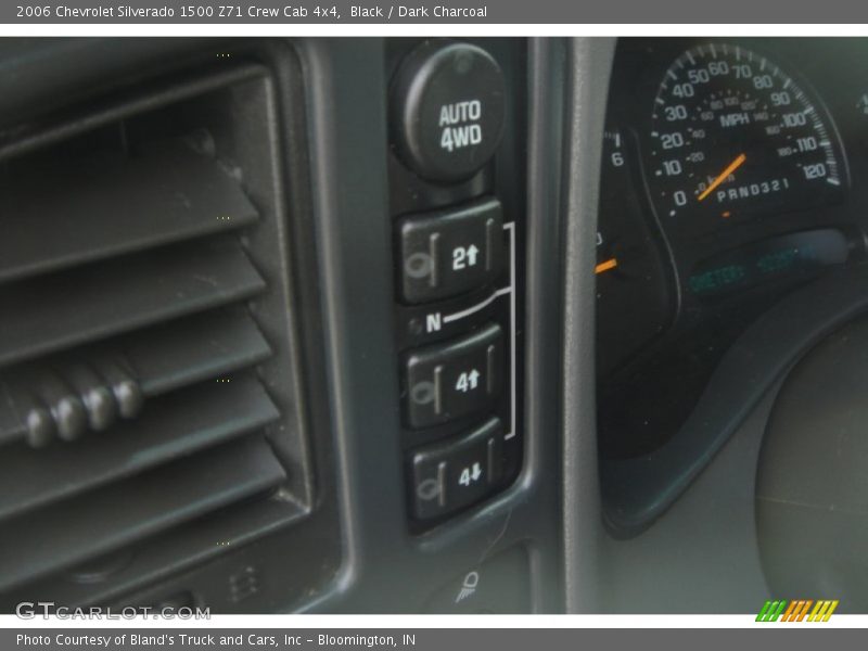 Black / Dark Charcoal 2006 Chevrolet Silverado 1500 Z71 Crew Cab 4x4