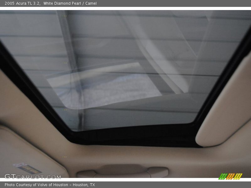White Diamond Pearl / Camel 2005 Acura TL 3.2