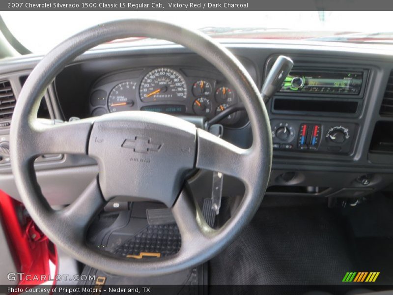 Victory Red / Dark Charcoal 2007 Chevrolet Silverado 1500 Classic LS Regular Cab