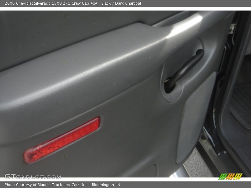 Black / Dark Charcoal 2006 Chevrolet Silverado 1500 Z71 Crew Cab 4x4