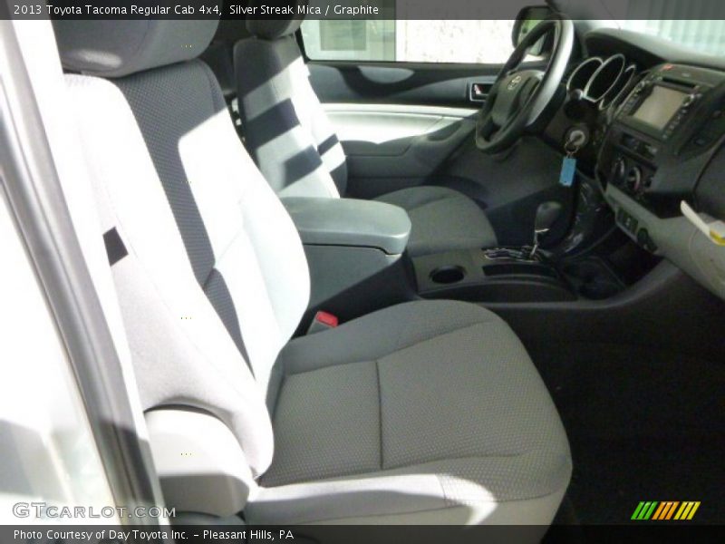 Silver Streak Mica / Graphite 2013 Toyota Tacoma Regular Cab 4x4