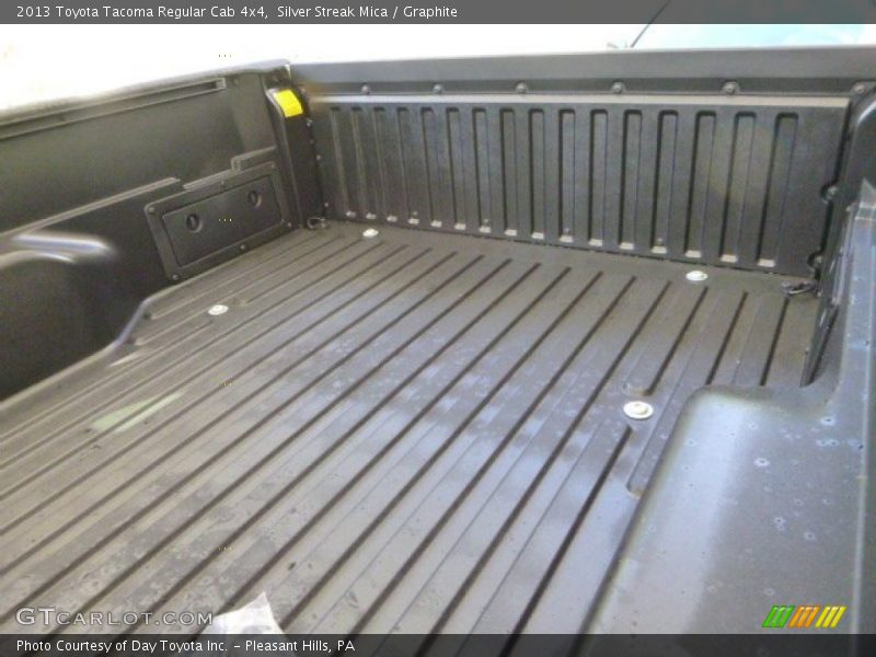 Silver Streak Mica / Graphite 2013 Toyota Tacoma Regular Cab 4x4