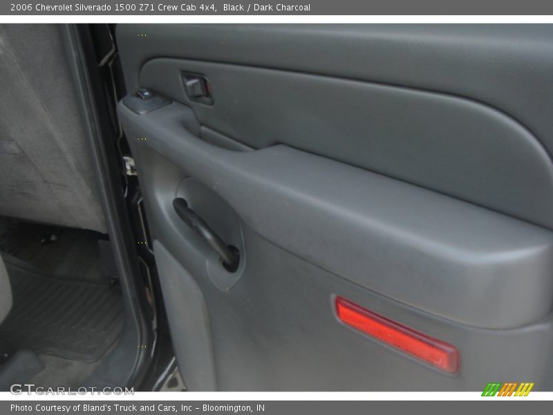 Black / Dark Charcoal 2006 Chevrolet Silverado 1500 Z71 Crew Cab 4x4