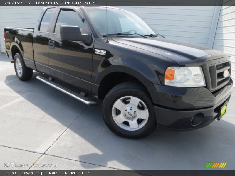 Black / Medium Flint 2007 Ford F150 STX SuperCab