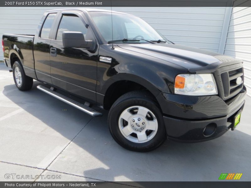 Black / Medium Flint 2007 Ford F150 STX SuperCab
