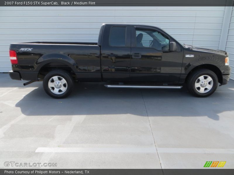 Black / Medium Flint 2007 Ford F150 STX SuperCab