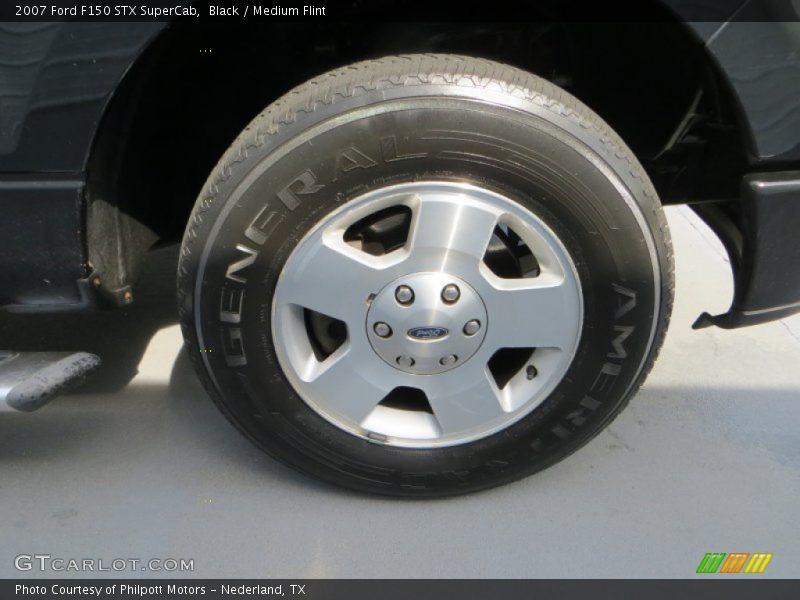 Black / Medium Flint 2007 Ford F150 STX SuperCab