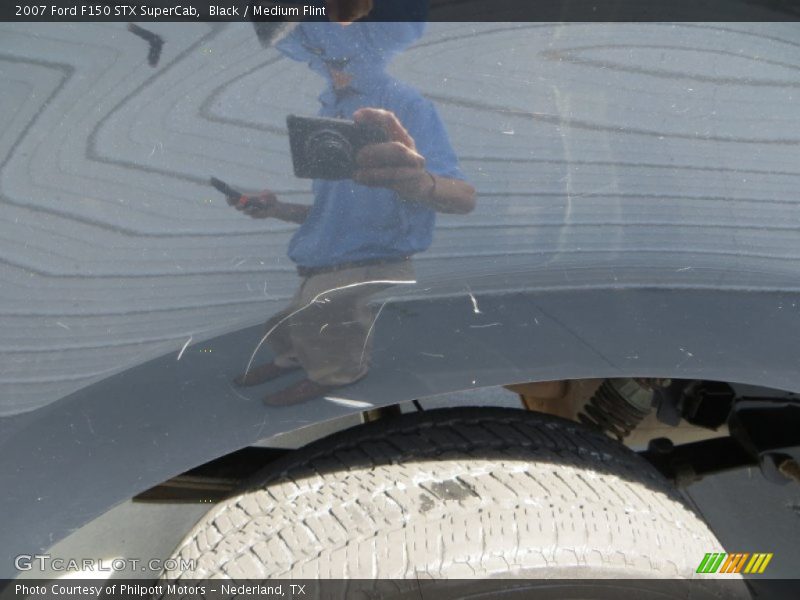 Black / Medium Flint 2007 Ford F150 STX SuperCab