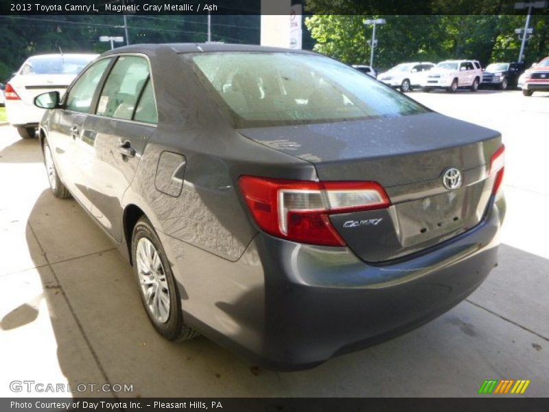 Magnetic Gray Metallic / Ash 2013 Toyota Camry L