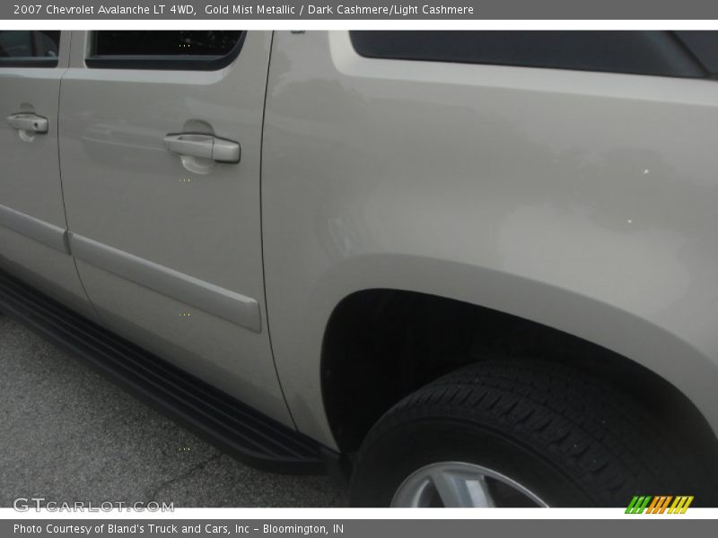 Gold Mist Metallic / Dark Cashmere/Light Cashmere 2007 Chevrolet Avalanche LT 4WD