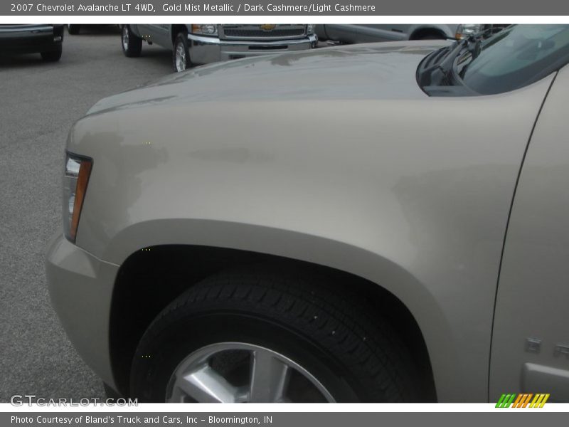 Gold Mist Metallic / Dark Cashmere/Light Cashmere 2007 Chevrolet Avalanche LT 4WD