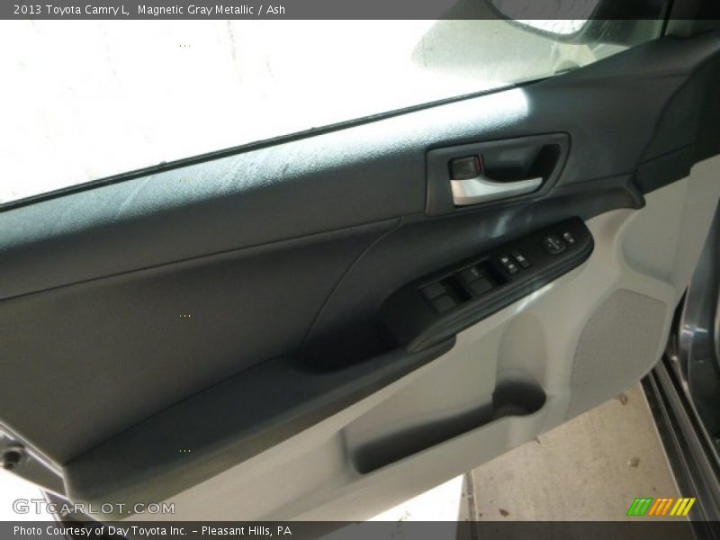 Magnetic Gray Metallic / Ash 2013 Toyota Camry L