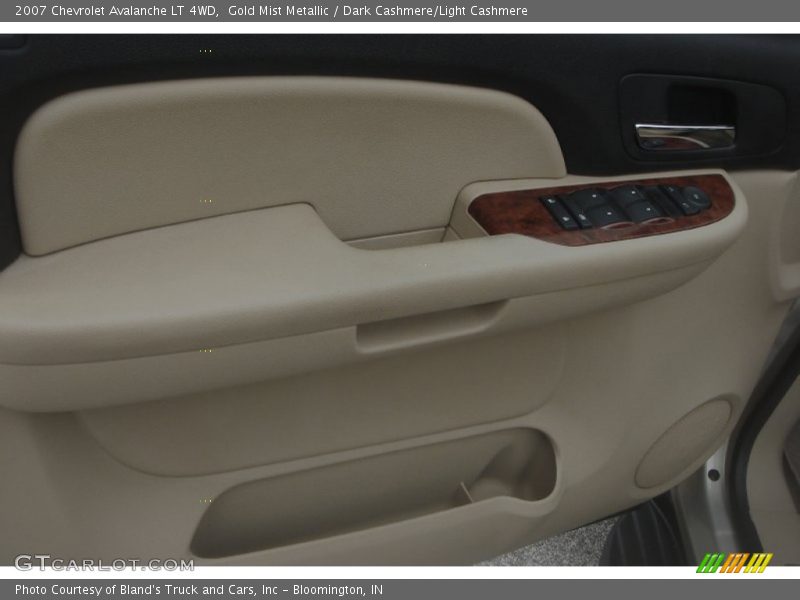 Gold Mist Metallic / Dark Cashmere/Light Cashmere 2007 Chevrolet Avalanche LT 4WD