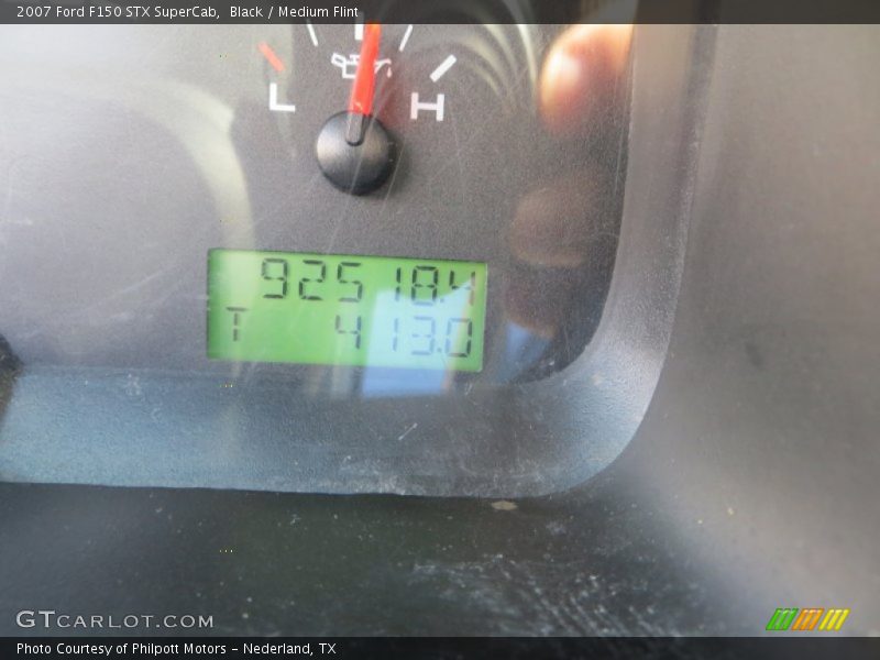Black / Medium Flint 2007 Ford F150 STX SuperCab