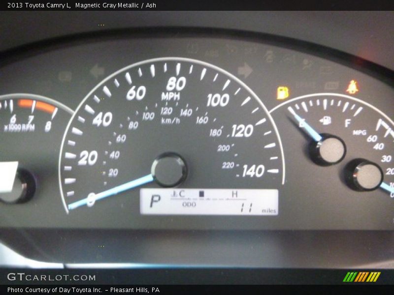Magnetic Gray Metallic / Ash 2013 Toyota Camry L