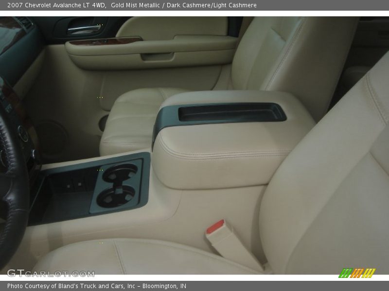 Gold Mist Metallic / Dark Cashmere/Light Cashmere 2007 Chevrolet Avalanche LT 4WD