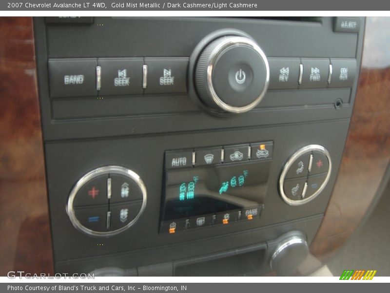 Gold Mist Metallic / Dark Cashmere/Light Cashmere 2007 Chevrolet Avalanche LT 4WD