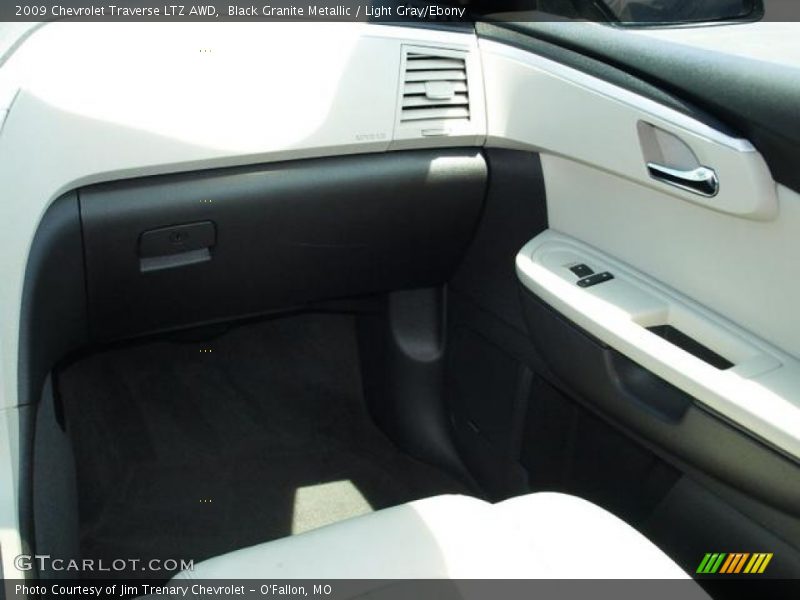 Black Granite Metallic / Light Gray/Ebony 2009 Chevrolet Traverse LTZ AWD