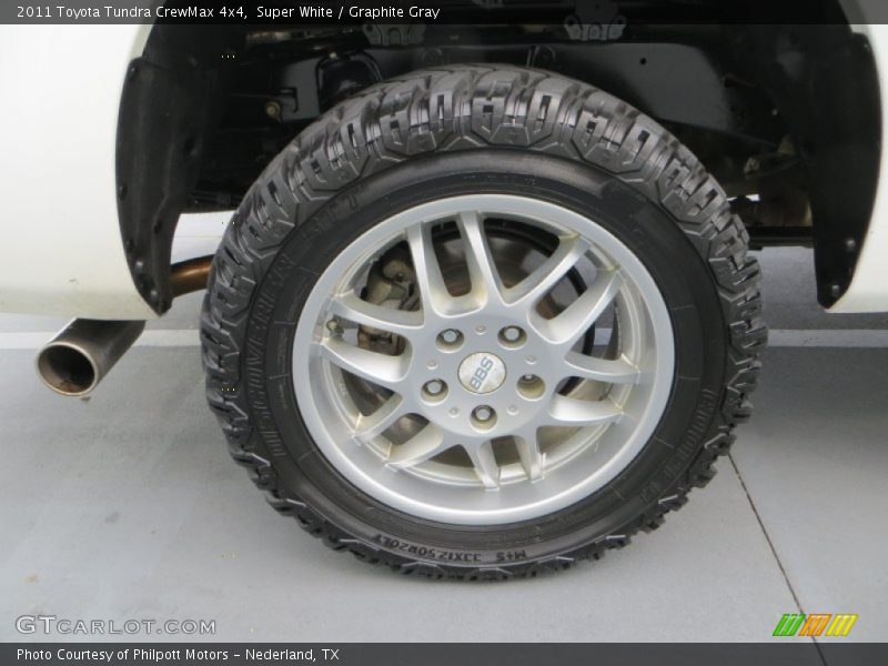 Super White / Graphite Gray 2011 Toyota Tundra CrewMax 4x4